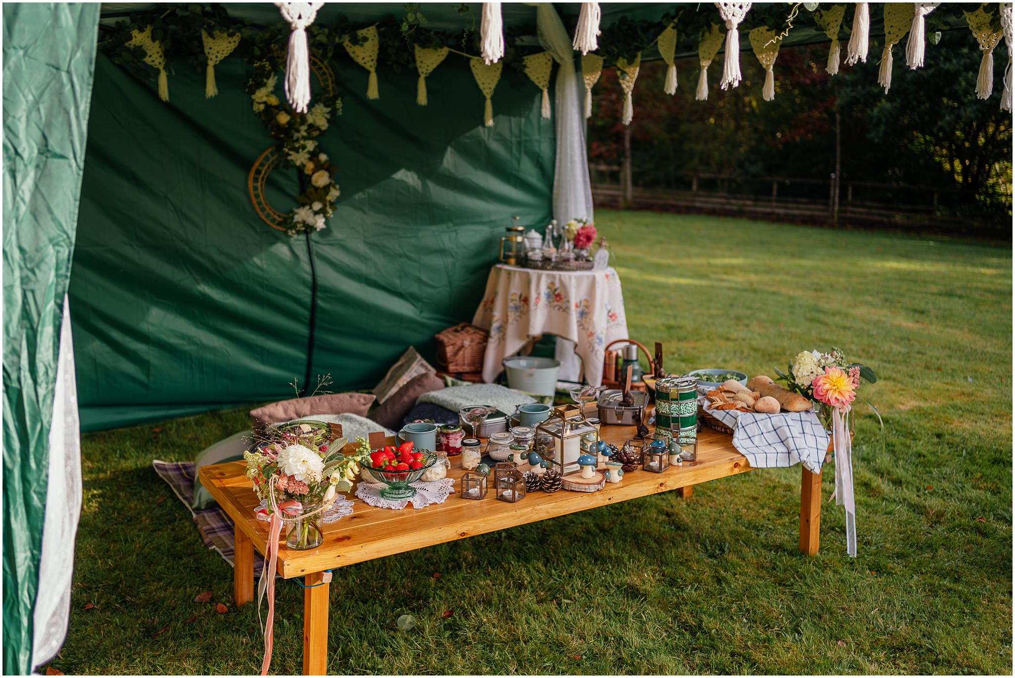 luxury wild outdoor picnic wedding reception scotland micro wedding